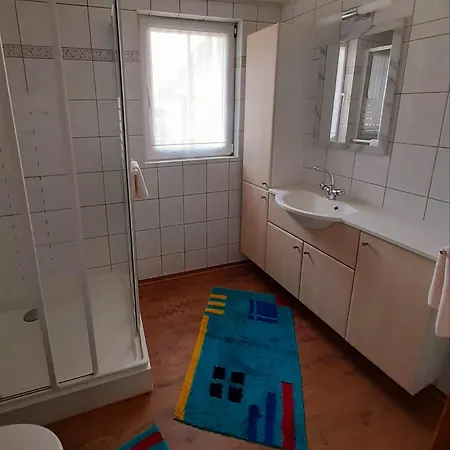 Zur Linde Apartment